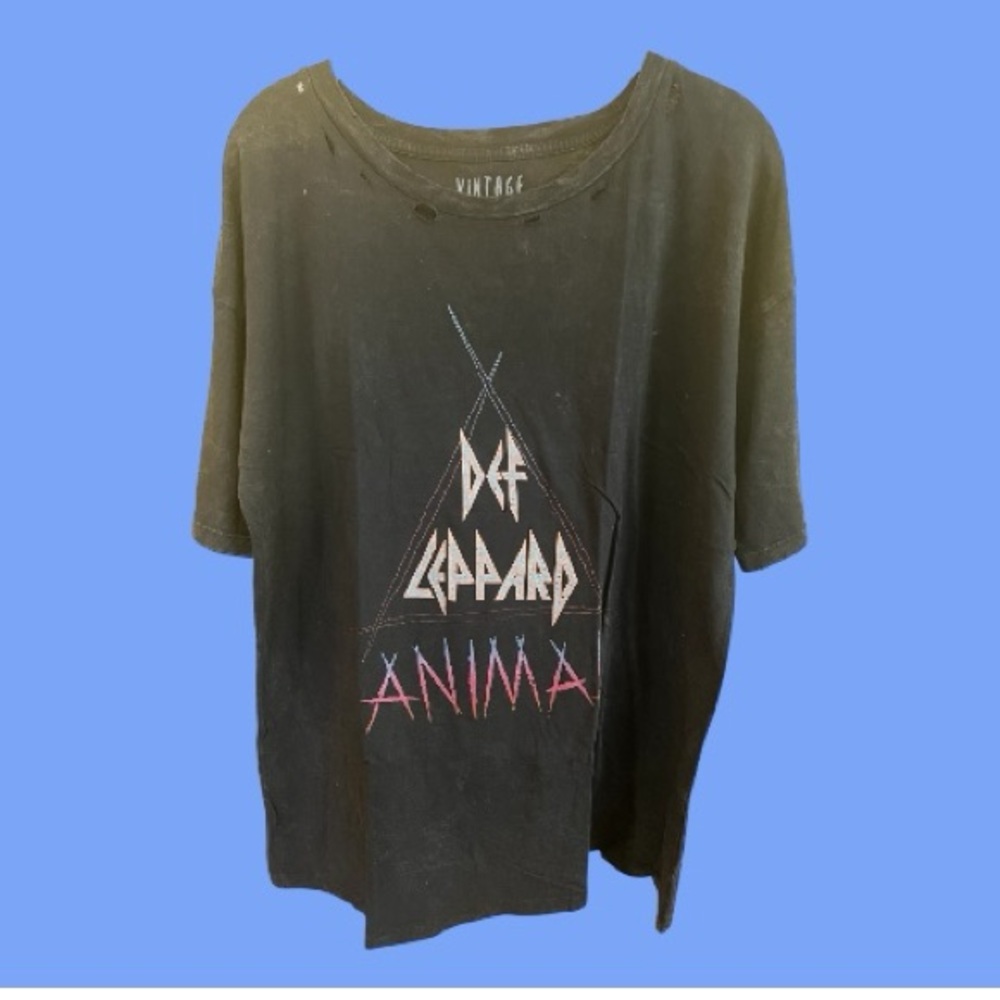 Vintage Canvas Def Leppard Graphic T-Shirt